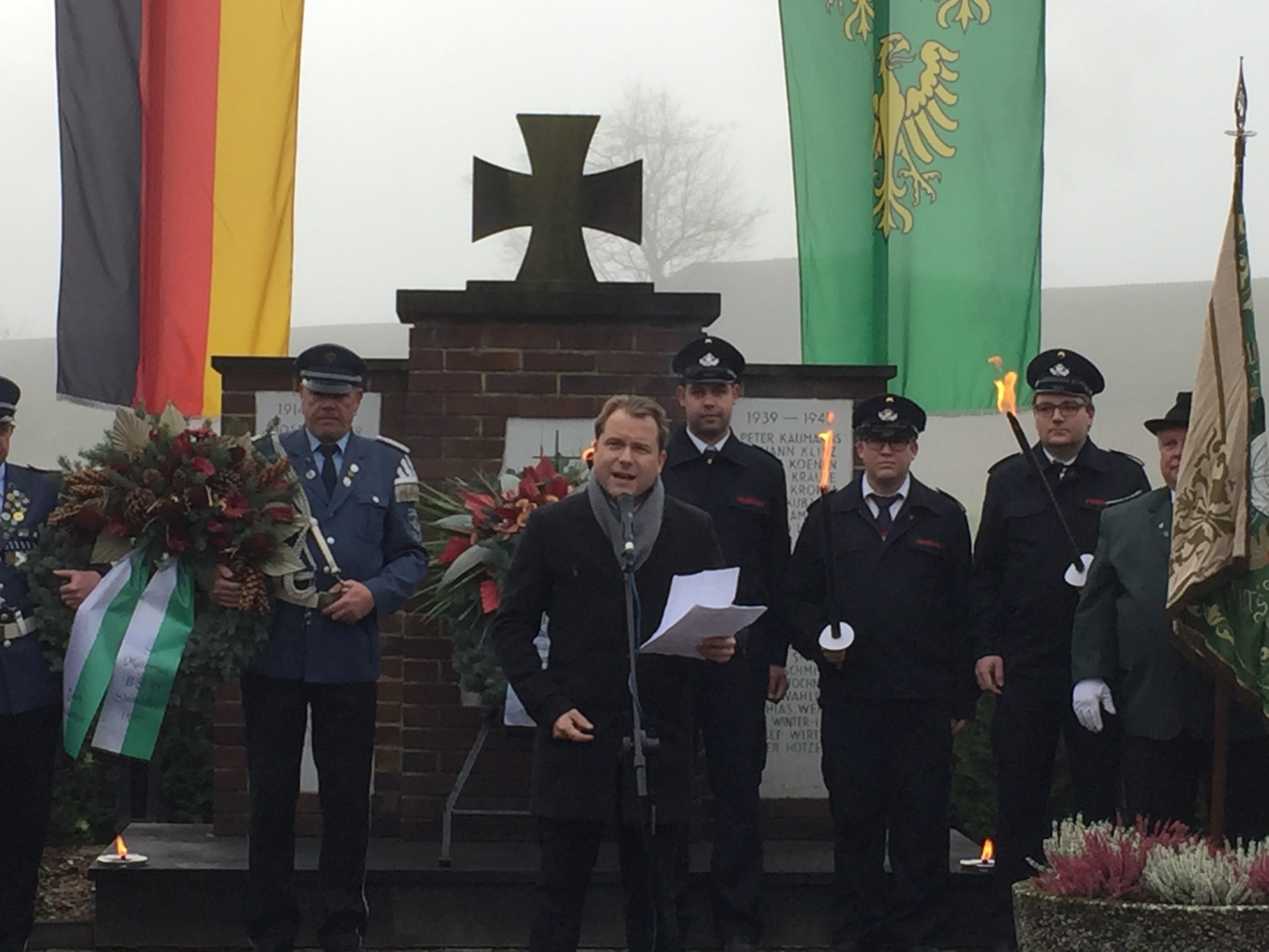 Zentrale Gedenkfeier Zum Volkstrauertag - Gemeinde Rommerskirchen