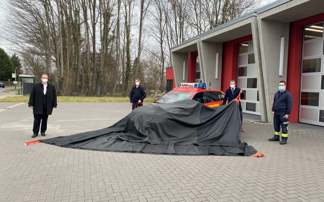 Spezialdecke für E-Auto-Brände