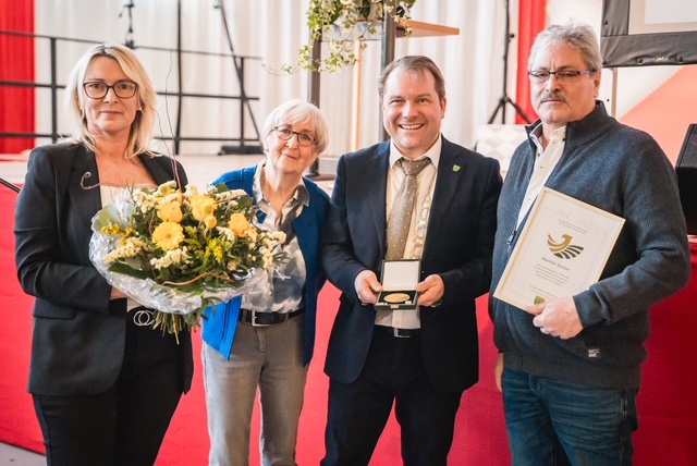 Ehrengabe der Gemeinde Rommerskirchen für Manfred Nicklas